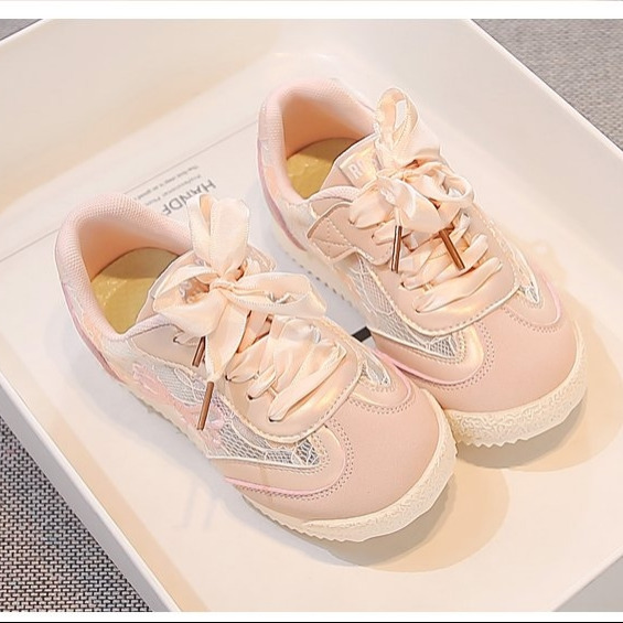 Family Travel Kids Casual Shoe - Outdoor Adventure With Kids ulasan dan harga